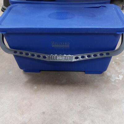 LOT 45A CLEANING BUCKETS AND TRAYS