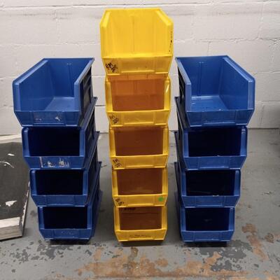 LOT 46A PLASTIC STACK BINS