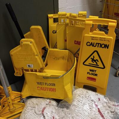LOT 47A MOP CLEAN UP