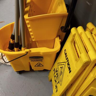 LOT 49A  FLOOR CLEANING