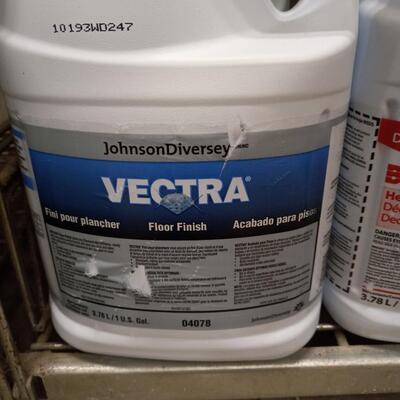 LOT 52A COMMERCIAL GRADE BLEACH