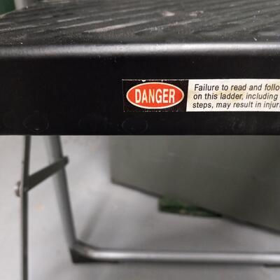 LOT 55A TWO STEP LADDERS