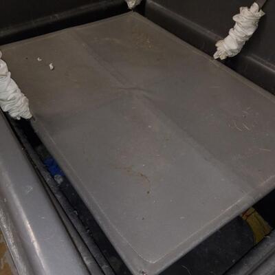 LOT LARGE ROLLING CART
