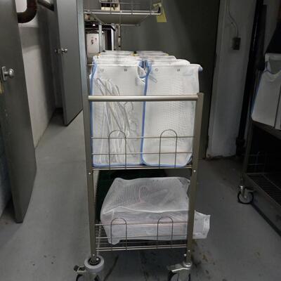 LOT 14A METAL LAUNDRY CART