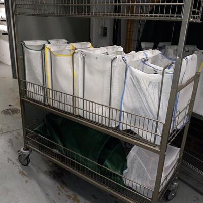 LOT 16A METAL WIRE ROLLING RACK WIRH DIVIDERS