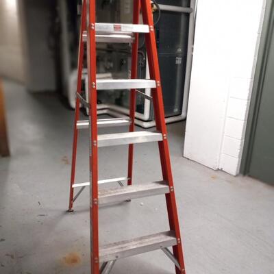 LOT LADDER