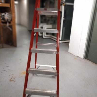 LOT LADDER