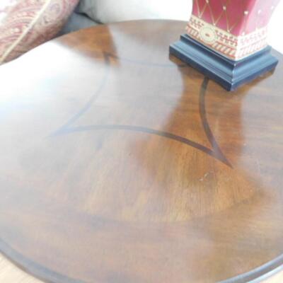 Wood Finish Contemporary Lamp Table with Inlay Design Choice A