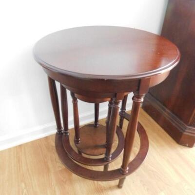 Set of Nesting Tables (See all Pictures)