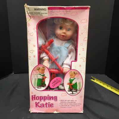 Hopping Katie - Hablo Espanol