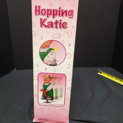 Hopping Katie - Hablo Espanol
