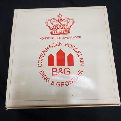 1974 Bing & Grondahl Mother's Day Plate Denmark - Polar Bears