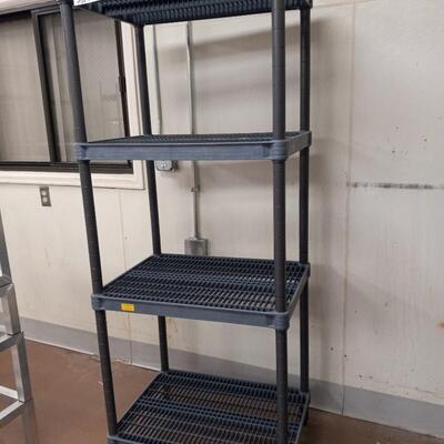 LOT 29N SHELVING