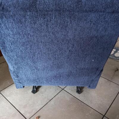 LOT 24N  RECLINER