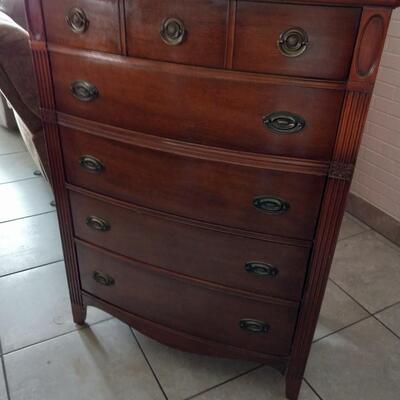 LOT 22N CHEST OF DRAWERS