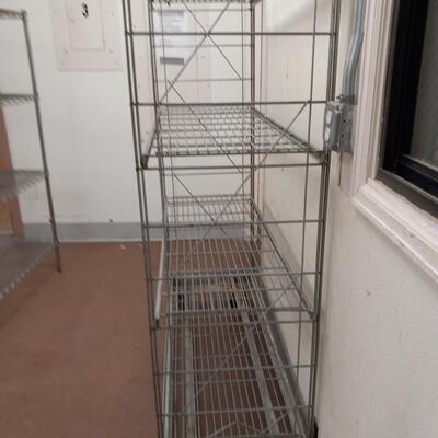LOT 28N METAL WIRE SHELF ON CASTORS
