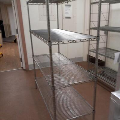 LOT 62N METAL WIRE SHELF