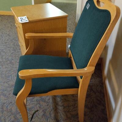 LOT 20C CHAIR ANDWOODEN SIDE TABLE