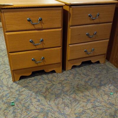 LOT 9C TWQ 3 DRAWER CHEST OF DRAWERS