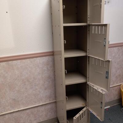 METAL LOCKER