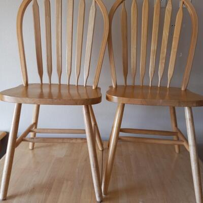 LOT 2N WOODEN TABLE AND 4 CHAIRS