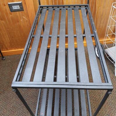 LOT 3T  STATIONERYI RON CART