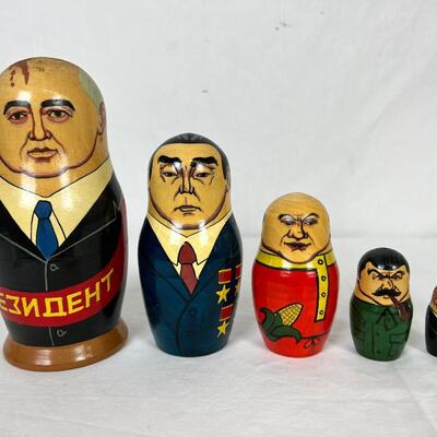 134 Set of 5 Russian Communist Leaders Nesting Dolls