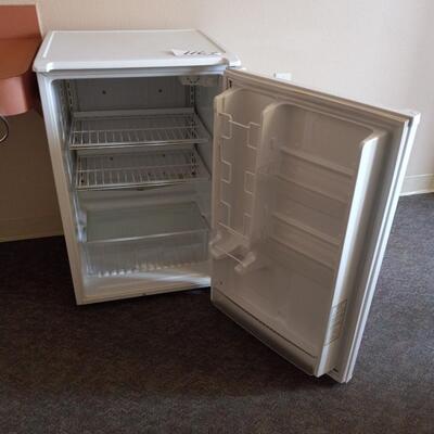LOT 116T KENMORE OFFICE FRIDGE