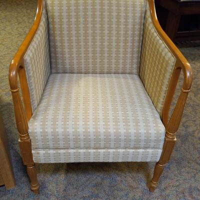 LOT 14C CHAIR AND WOODEN SIDE TABLE