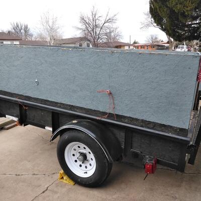 LOT 1  UTILITY TRAILER **NOTICE THE TRAILER IS 8' X 6' **