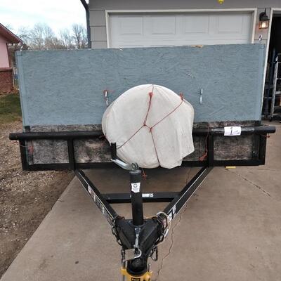 LOT 1  UTILITY TRAILER **NOTICE THE TRAILER IS 8' X 6' **