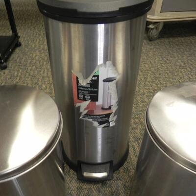 LOT 70W THREE TRASHCANS