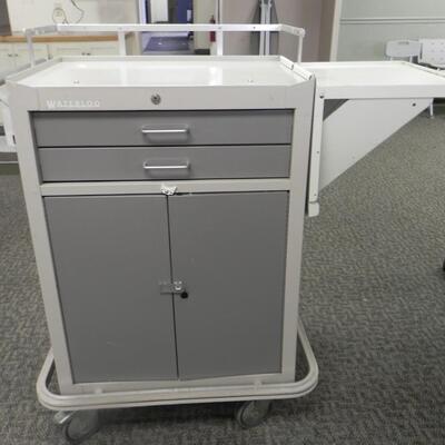LOT 68W TOOL CART