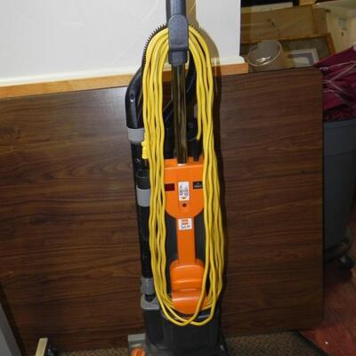 LOT 130T TASKI JET38 CLEANER