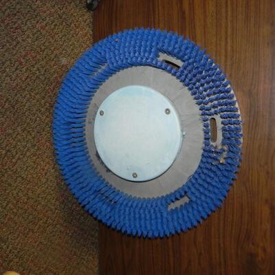 LOT 120T ADVANCE CLEANER/BUFFER