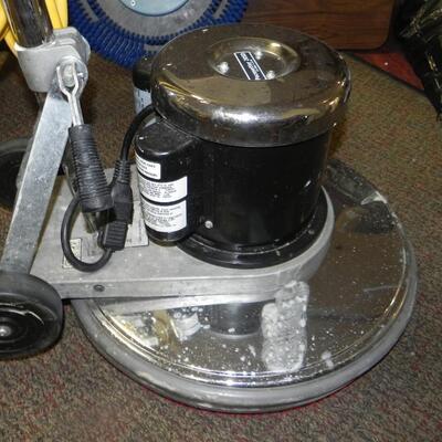 LOT 120T ADVANCE CLEANER/BUFFER