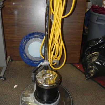 LOT 120T ADVANCE CLEANER/BUFFER