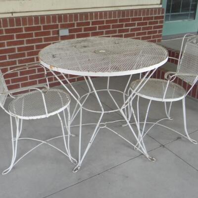 METAL PATIO TABLE WITH 2 CHAIRS