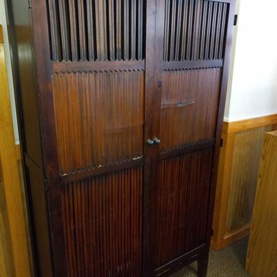 VINTAGE WOODEN CABINET
