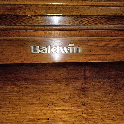 BALDWIN PIANO WITH BENCH