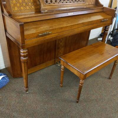 BALDWIN PIANO WITH BENCH