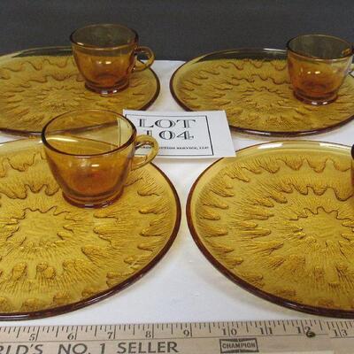 Sunburst Pattern Snack Sets, Indiana Glass Co, In Box