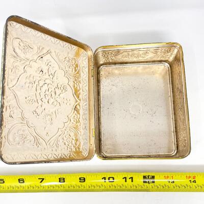 SMALL METAL FLORAL LIDDED BOX - HOLLAND