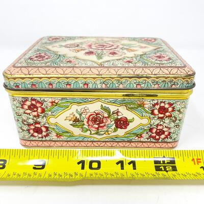 SMALL METAL FLORAL LIDDED BOX - HOLLAND
