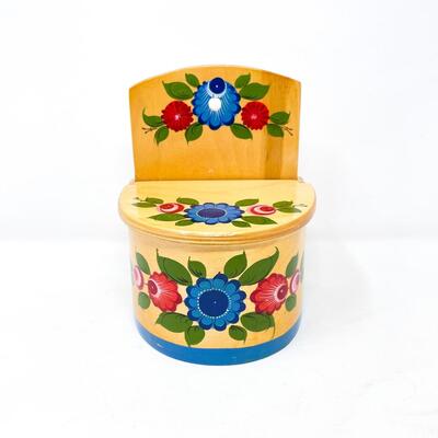 VINTAGE RUSSIAN FOLK ART WOODEN SALT BOX