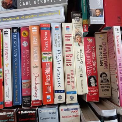 LOT 139T LARGE COLLECTION OF BOOKS ON AUDIO