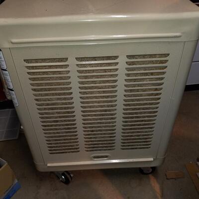 DAYTON AIRE EVAPORATIVE LIKE NEW