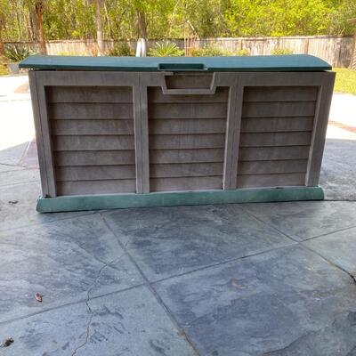 Outdoor Accessory Storage Chest ~ *Read Details