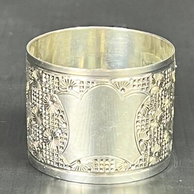 169   Antique 1898 Chester England Sterling Silver Napkin Ring