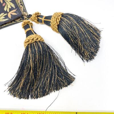 EMBROIDERED ROOSTER TABLE RUNNER W/ TASSELS